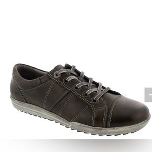 Josef Seibel Women’s Dany 05 Gray Leather Sneaker Size EU 37